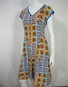 Sundance Short Sleeve Silk Dress V Neck Size 4 Size Pockets Multicolored